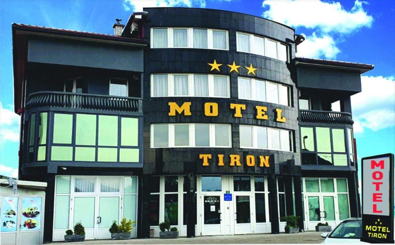 Motel Tiron Kakanj Екстер'єр фото